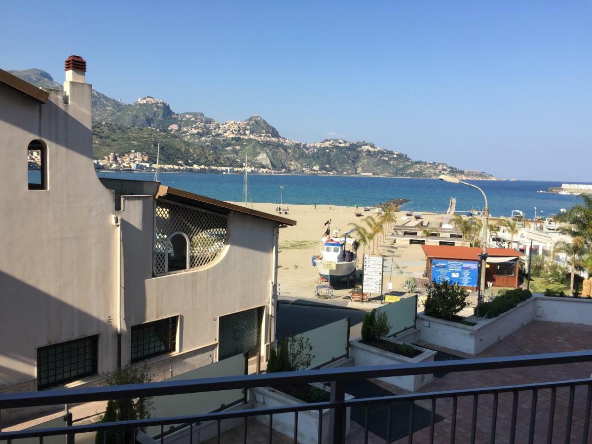 Casa Di Paolo Appartement Giardini-Naxos Buitenkant foto